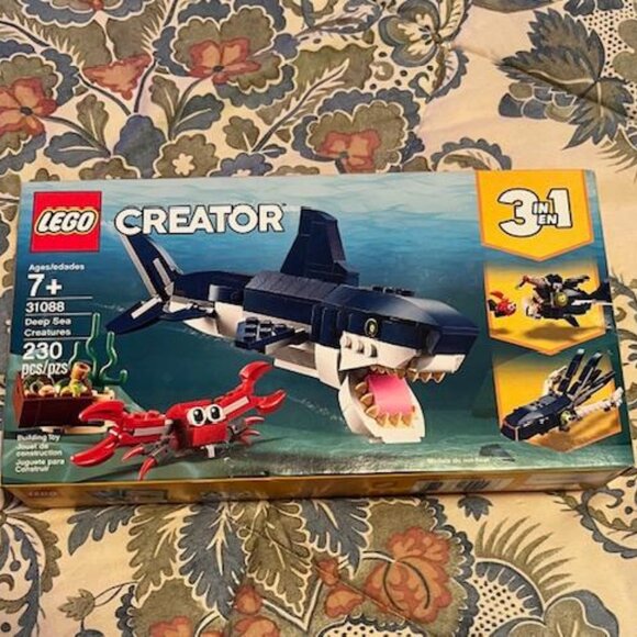 Lego Other - LEGO Creator 3 in 1 Deep Sea Creatures- Shark, Fish & Squid 7+, 230 pieces